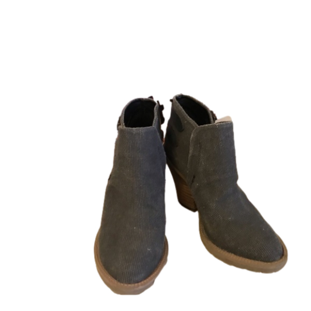 Kenneth Cole Reaction Grey Ankle Boots